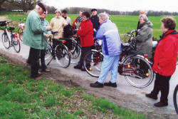 Heimatverein Warendorf: Naturkundliche Wanderung am 12. 4. 08