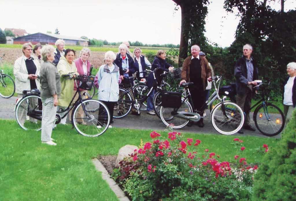 Heimatverein Warendorf: Exkursion zu Wegkreuzen und Bildstöcken, 6. 9. 08